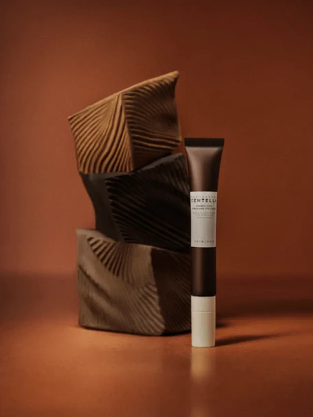 SKIN1004 - Crema Contorno de Ojos Madagascar Centella Probio-Cica con Bakuchiol